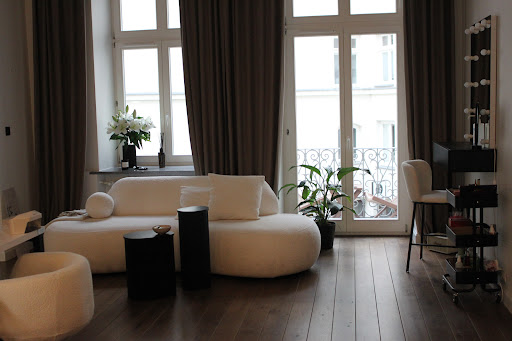 La Isabel studio | nails & face studio