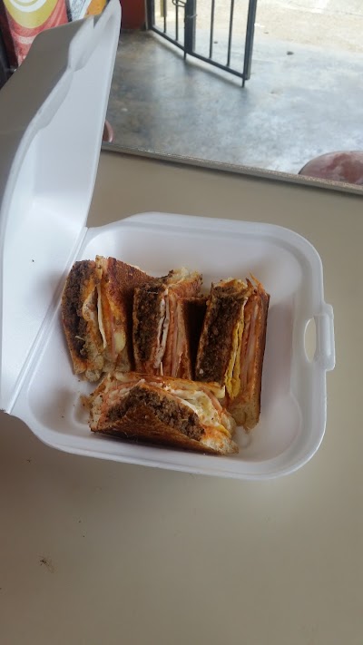 Photos of Cafeteria Melvin