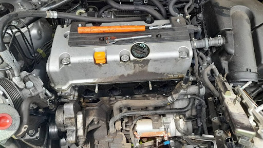 "Chava Man" Mecánico Automotriz y Servicio Eléctrico