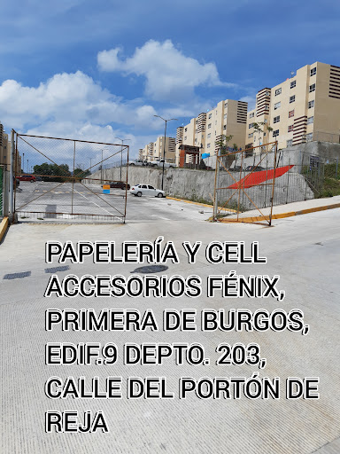 PAPELERÍA Y CELL ACCESORIOS UNIVERSE Gallery - Mexico