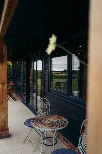 Chestnuts Coffee - Visual