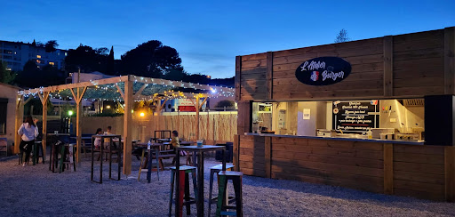 FOLIE'S BURGER