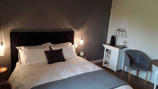 Photo de Chambres d’hôtes Clos de l'Arthonnet : petit-déjeuner et wifi gratuit, parking sécurisé, cuisine d'été à Flavignac (87230)