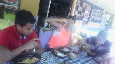 Photos of La Jonda Paisa