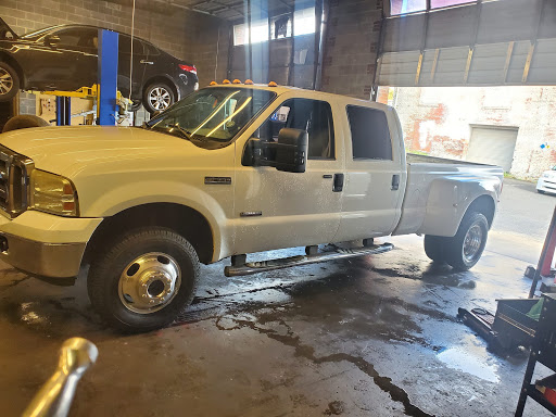 Blake's Automotive Service - Thumbnail