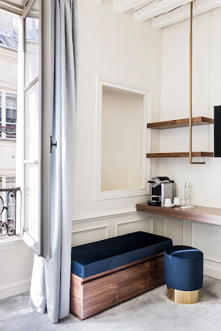 Hotel Verneuil by null