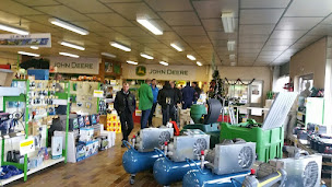 Photo n°32 de AGRIVISION à Espoey (Fournisseur de matériel agricole)