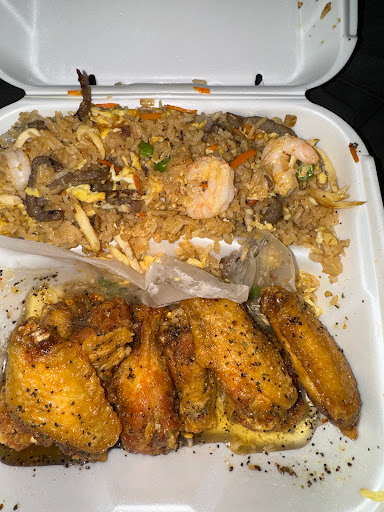 R Town Wings - Thumbnail
