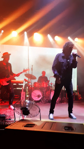 Dwór na Wichrowym Wzgórzu - Połaniec