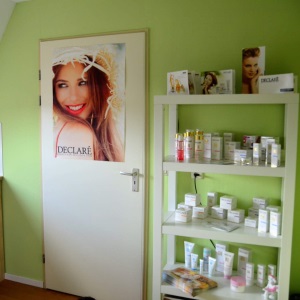 Schoonheidsspecialiste & Pedicure Naturelle - Thumbnail