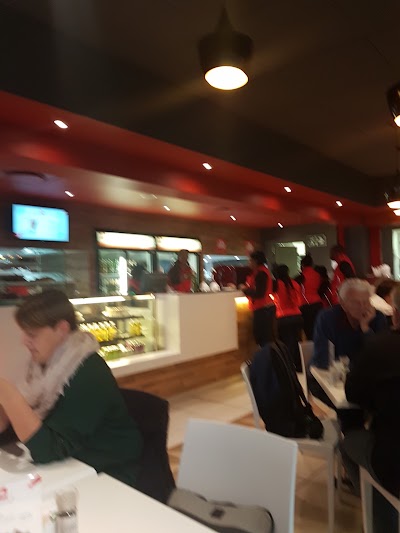 Photos of Illy Express