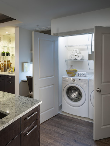 Hanover Buckhead Village by null