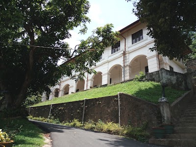 Photos of Kingswood College Library