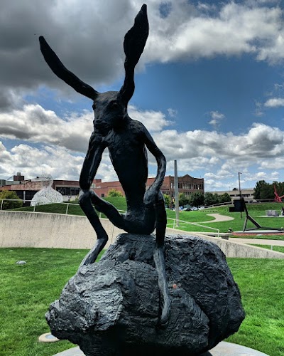 Pappajohn Sculpture Park