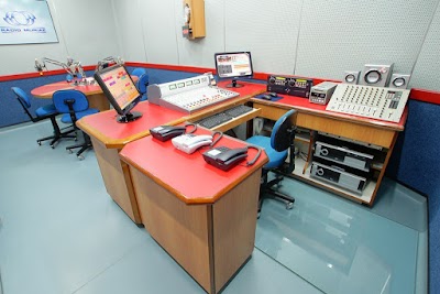 Photos of R&aacute;dio Muria&eacute;
