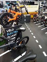 Photo n°9 de Narbonne Accessoires Quimper à Saint-Évarzec (Atelier de réparation de véhicules de loisirs)