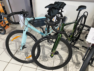 Photo n°4 de Les Rossandes - Cycles à Sainte-Foy-l'Argentière (Magasin de vélos)