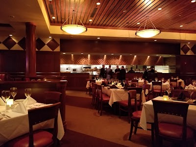 Fleming’s Prime Steakhouse & Wine Bar