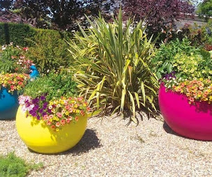 Photo n°13 de AB4 (mobilier urbain, pots et jardinières xxl & signalisation) à Montigny-sur-Loing (Grossiste)