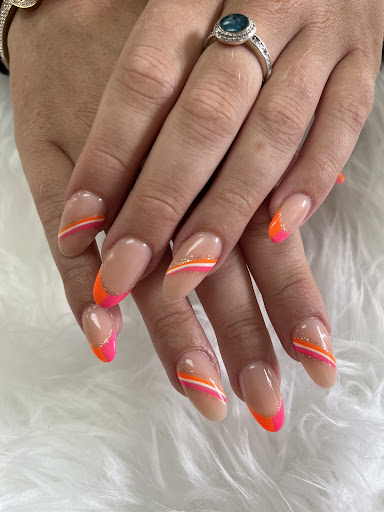 Nail Central - Visual