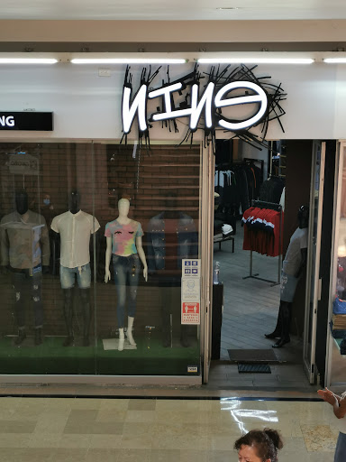 Nineclothing - Visual