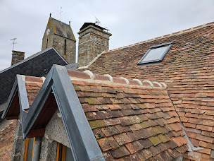 Photo n°2 de Rural Renovations à Saint-Germain-de-Coulamer (Couvreur)