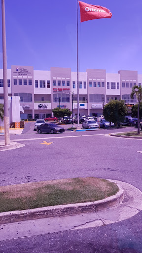 Los Angeles Medical Clinic Logo