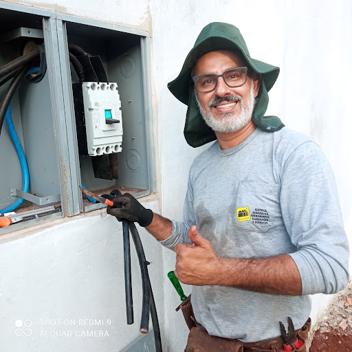 Eletricista Walter Julião