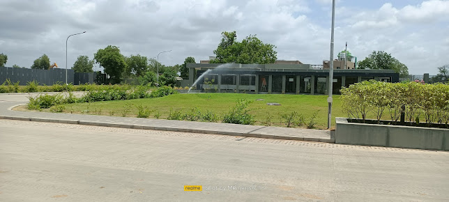 Af1qipphmfksp9jltyk17h2y4mrqlosdx4 Lm6oetwz2=s644 K No