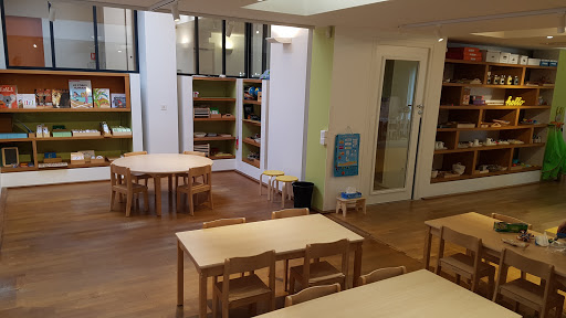 The School De L'optimisme Montessori School Suresnes - Thumbnail