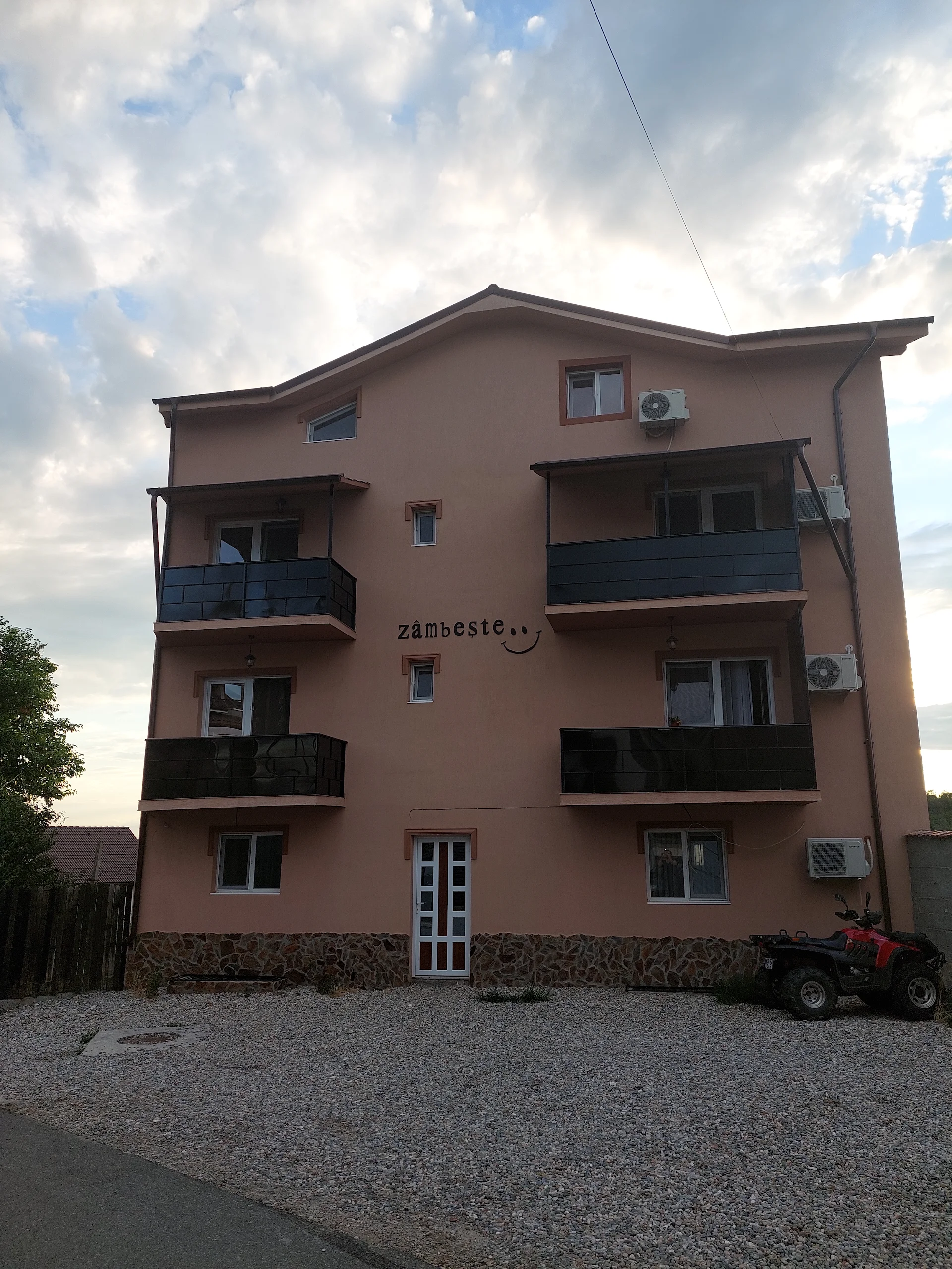 Cazare Slatina Varipatti House