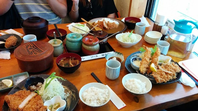 Tonkatsu Buta Gorilla Shinkyogoku Rokkaku