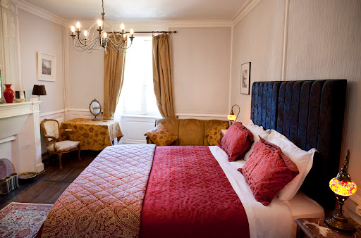 Maison Bellachonne Gallery - France
