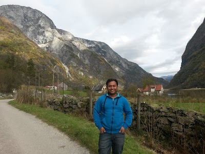 Photos of N&aelig;r&oslash;y