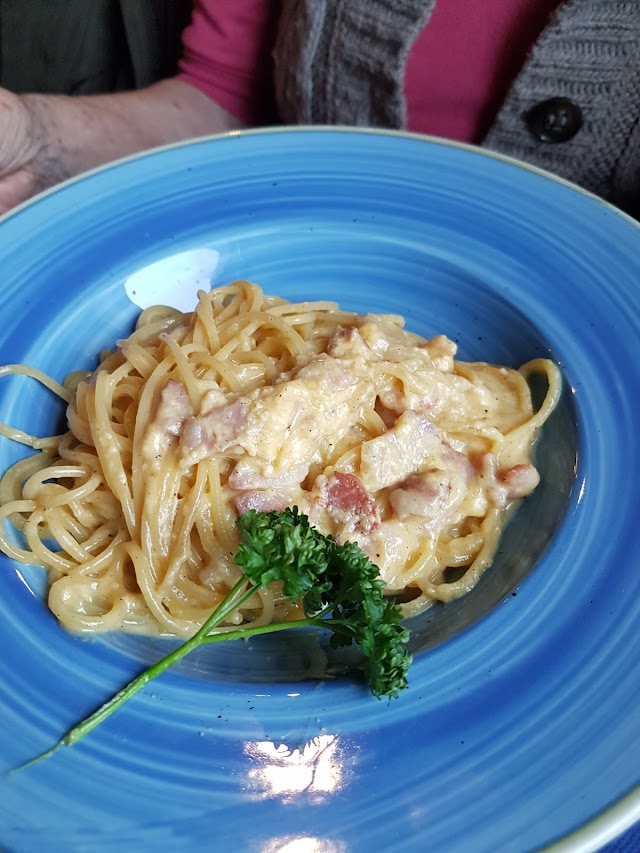 Lino's Ristorante Apres Ski Pizzeria