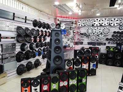 Photos of Chencho Auto Sonido
