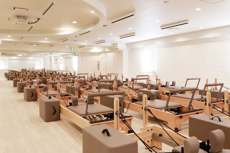 マシンピラティスRintosull フレスポ仙台東照宮店