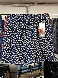 Photo n°23 de Jolies filles epinal à Épinal (Magasin de vêtements pour femmes)