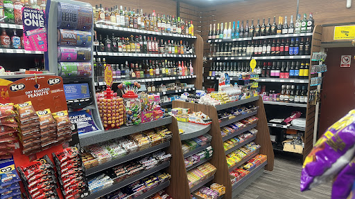 Warwick super store - Visual