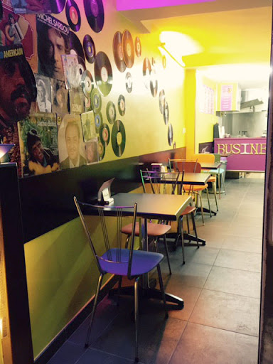 Photo 4 - Boogui Burger