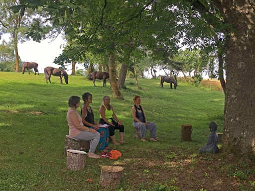 Yoga Dans Le Gers - Yoga Kaivalya - Magali - Thumbnail