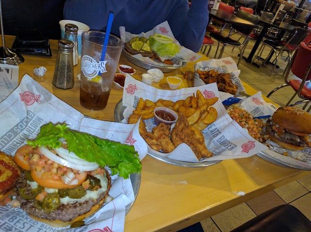Fuddruckers