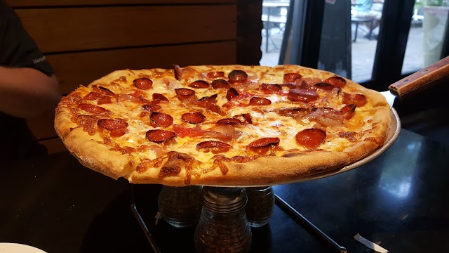 Max's Coal Oven Pizzeria