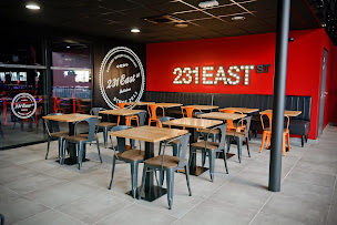 Photo n°34 de 231 East Street Chartres - LE Gourmet Burger à Chartres à Chartres (Bar karaoké)