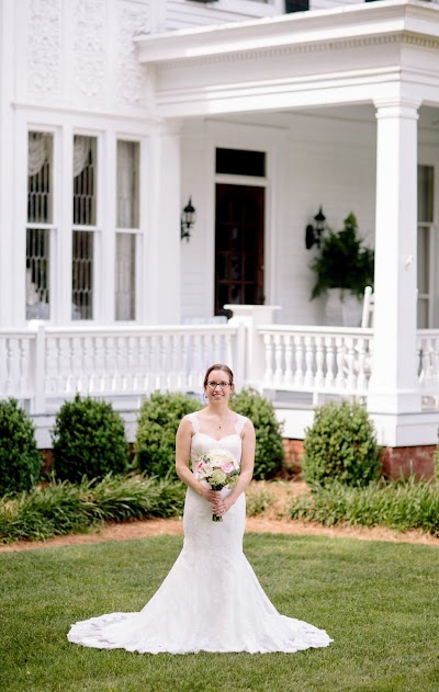 Photos of Youngs Bridal Alterations
