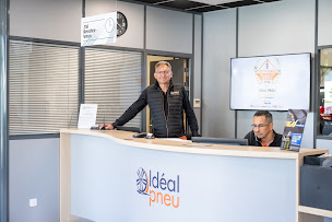 Photo n°3 de IDEAL PNEU ST EGREVE à Saint-Égrève (Garage automobile)