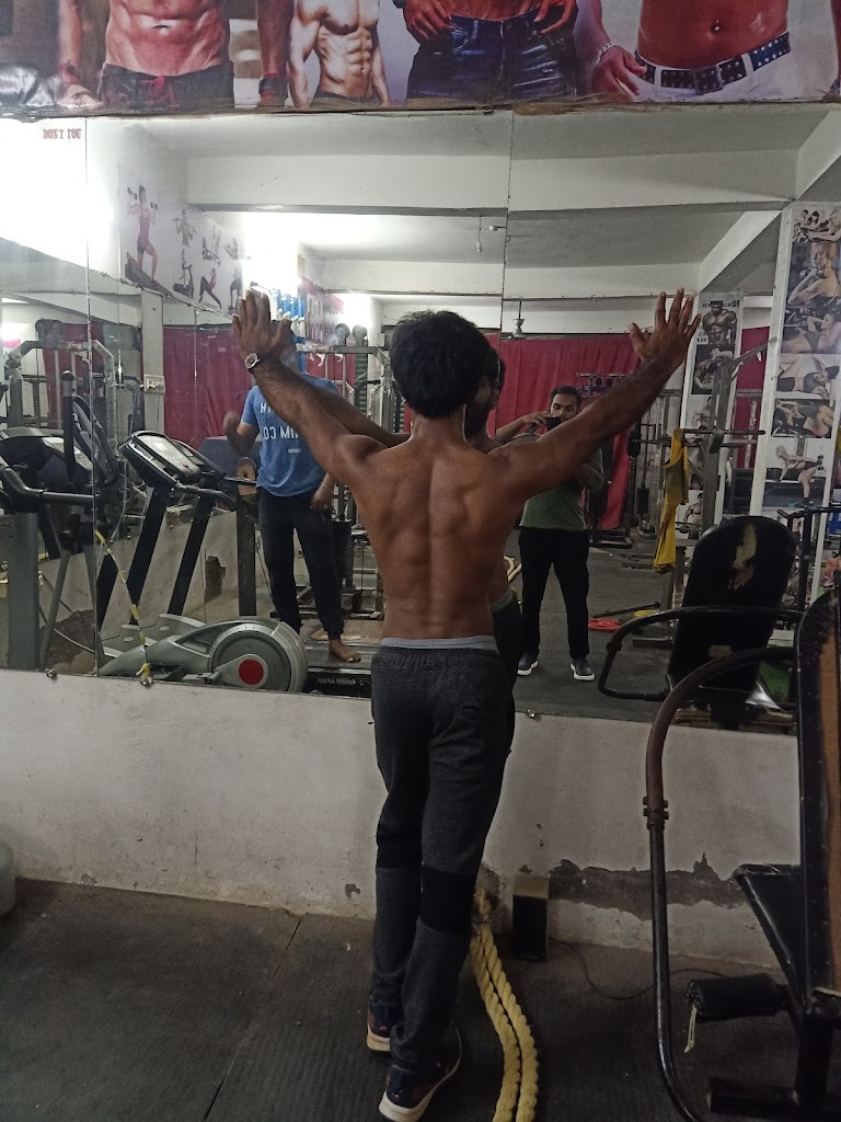 Friends Universel Gym