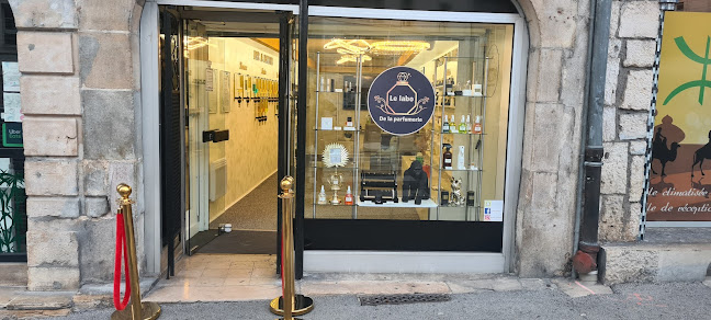 Le labo de la parfumerie