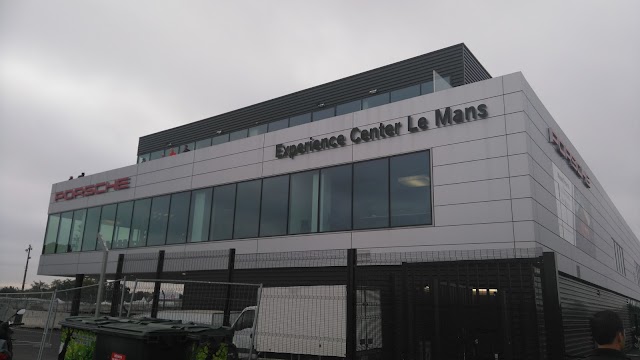 Porsche Experience Center - Le Mans