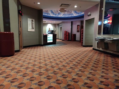 Classic Cinemas Lake Theatre